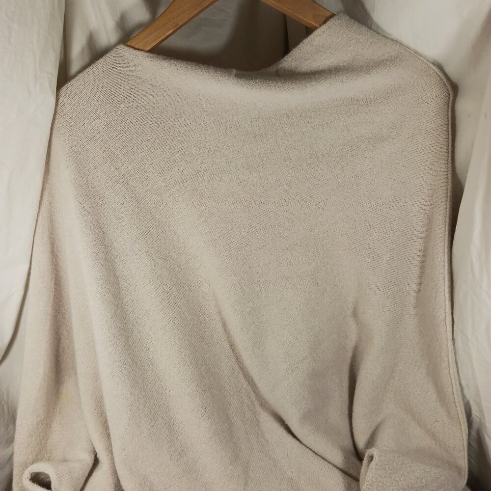 Jaki London Asymmetrical Draped Long Sleeve Sweater Light Beige Size S/M Italy - Picture 8 of 13